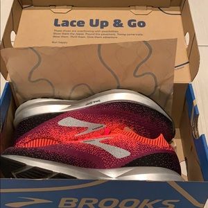Brooks Levitate 2